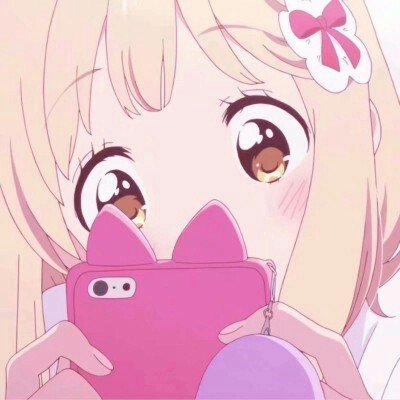 退货女孩演出当天曾说礼服有问题